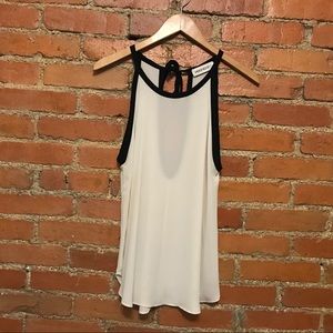 Veronicam elegant tie back tank